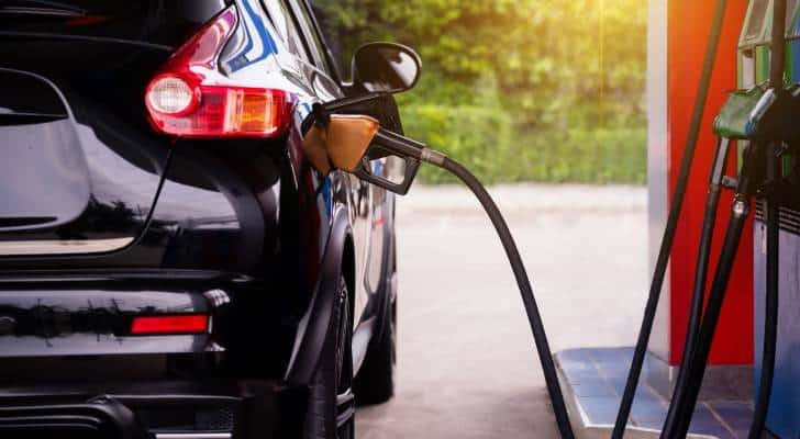 خبير الطاقة هاشم عقل لرؤيا: السعر العالمي يسيطر على أسعار المشتقات النفطية.. وليس الطلب المحلي