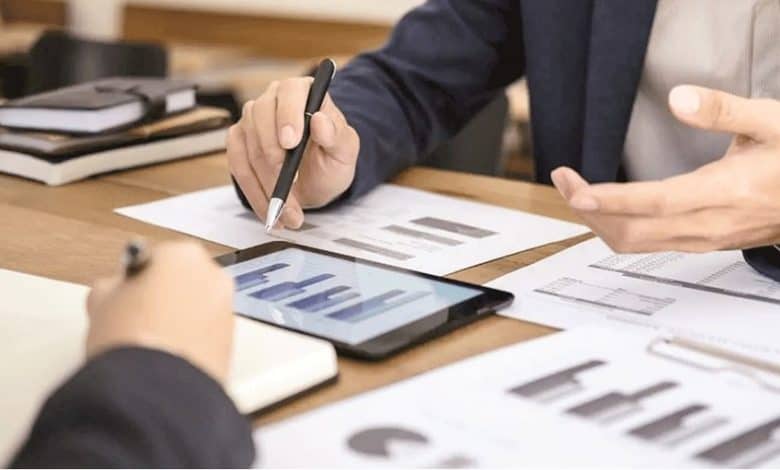 موازنة 2026 استراتيجيات لتعزيز الإيرادات المحلية إلى 10.196 مليار دينار