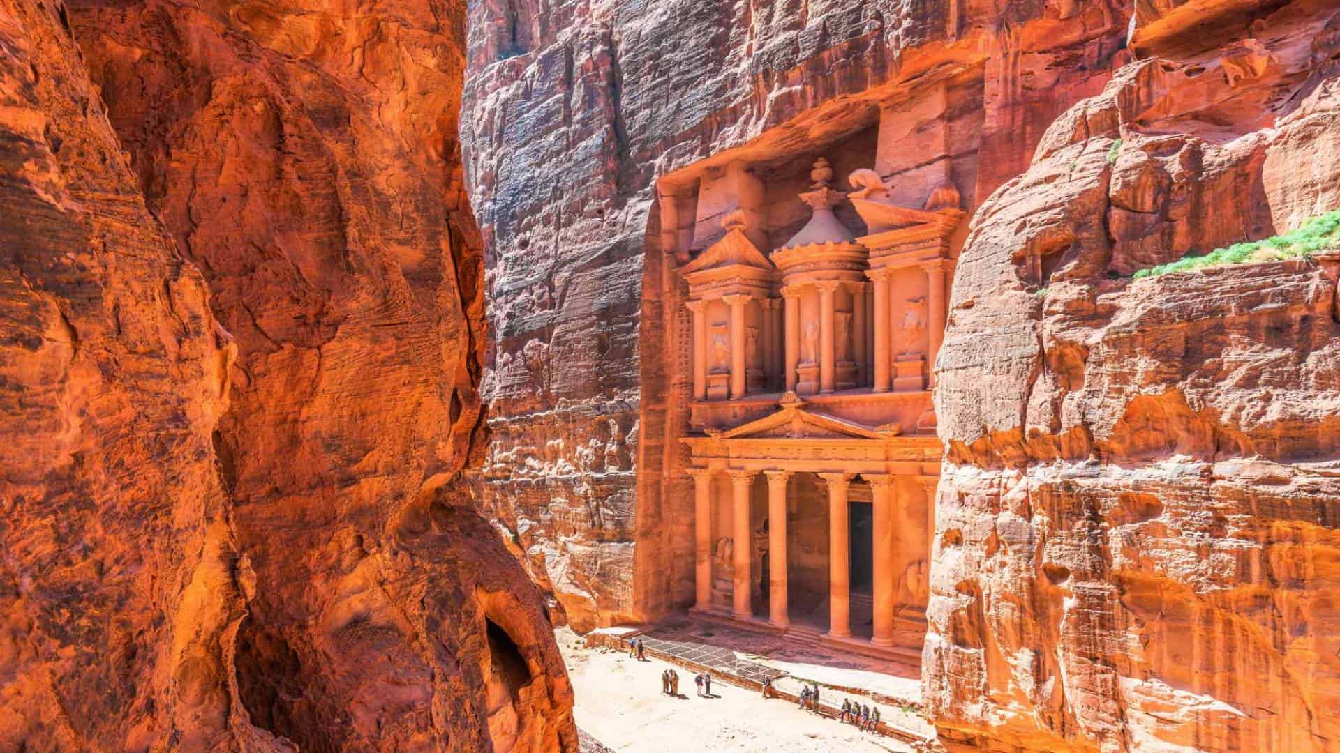 بسبب الأحوال الجوية.. "إقليم البترا" تعلن خلو الموقع الأثري من الزوار