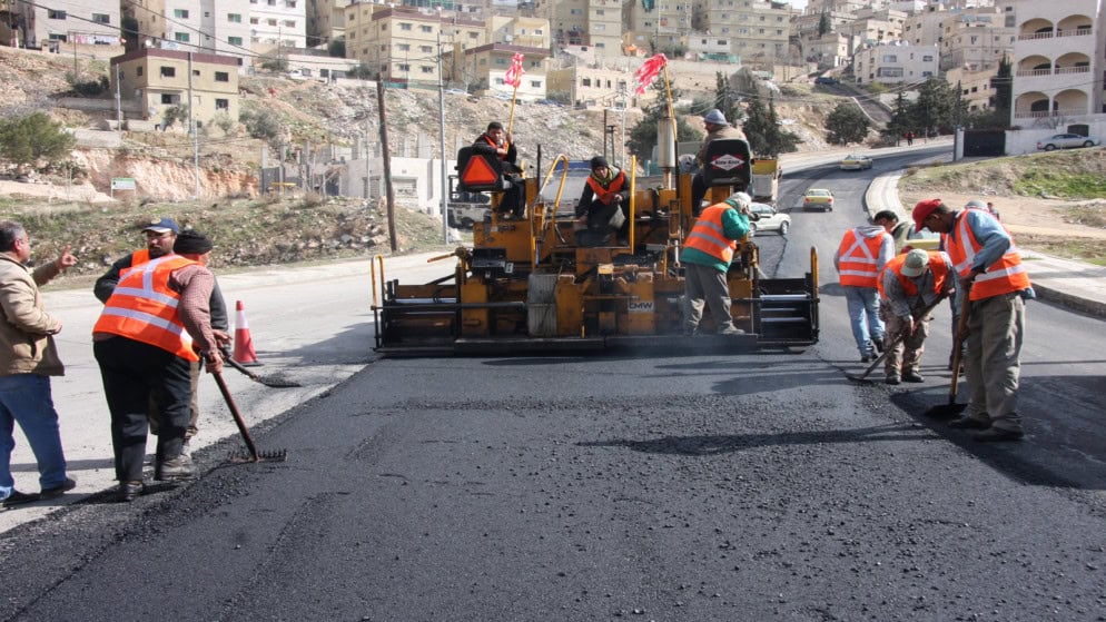أمانة عمان تنجز تعبيد 2.8 مليون متر مربع من طرق العاصمة