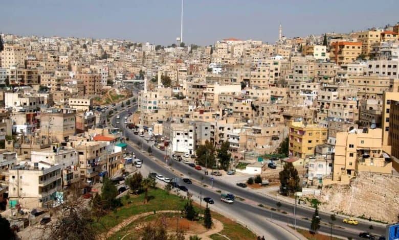 طقس الأردن: حرارة أعلى من المعدل ورياح مغبرة مع فرص للأمطار