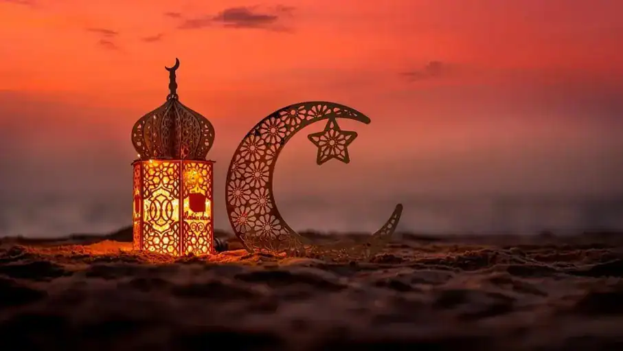 سلوك الصائم: أهمية التحلي بالأخلاق وضبط النفس في رمضان