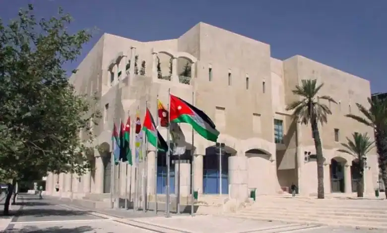 إحالة 35 موظفاً في أمانة عمّان لهيئة النزاهة إثر قضية الأرشفة الإلكترونية