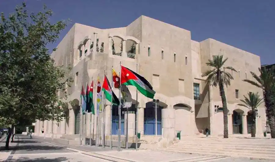 إحالة 35 موظفاً في أمانة عمّان لهيئة النزاهة إثر قضية الأرشفة الإلكترونية