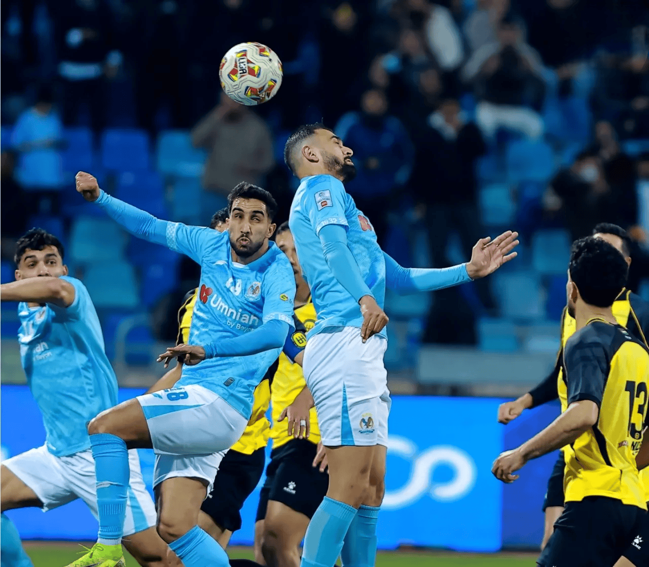 الفيصلي يشعل قمة الدوري الأردني بفوز مثير على الحسين