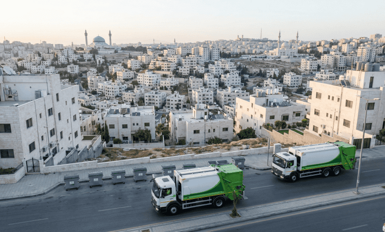 بدء المرحلة الأولى لجمع ونقل النفايات في زهران وطارق