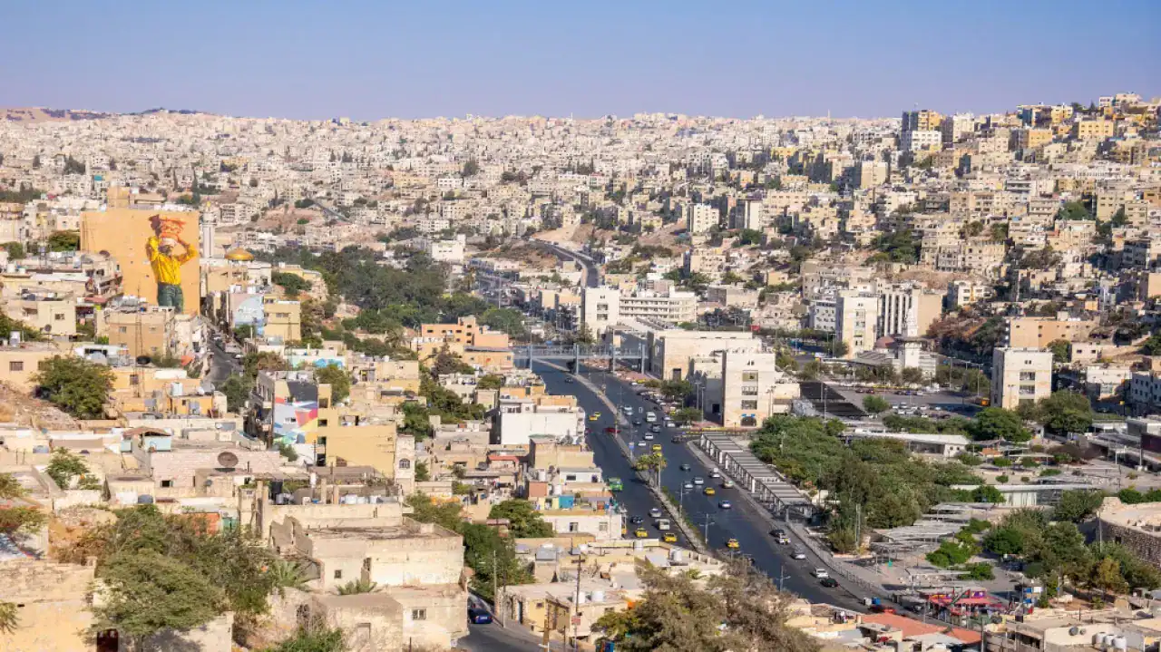 طقس الأردن: أجواء صيفية معتدلة في غالبية المناطق حتى الإثنين