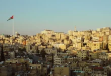 درجات حرارة مرتفعة في عمان وطقس حار يسيطر لعدة أيام