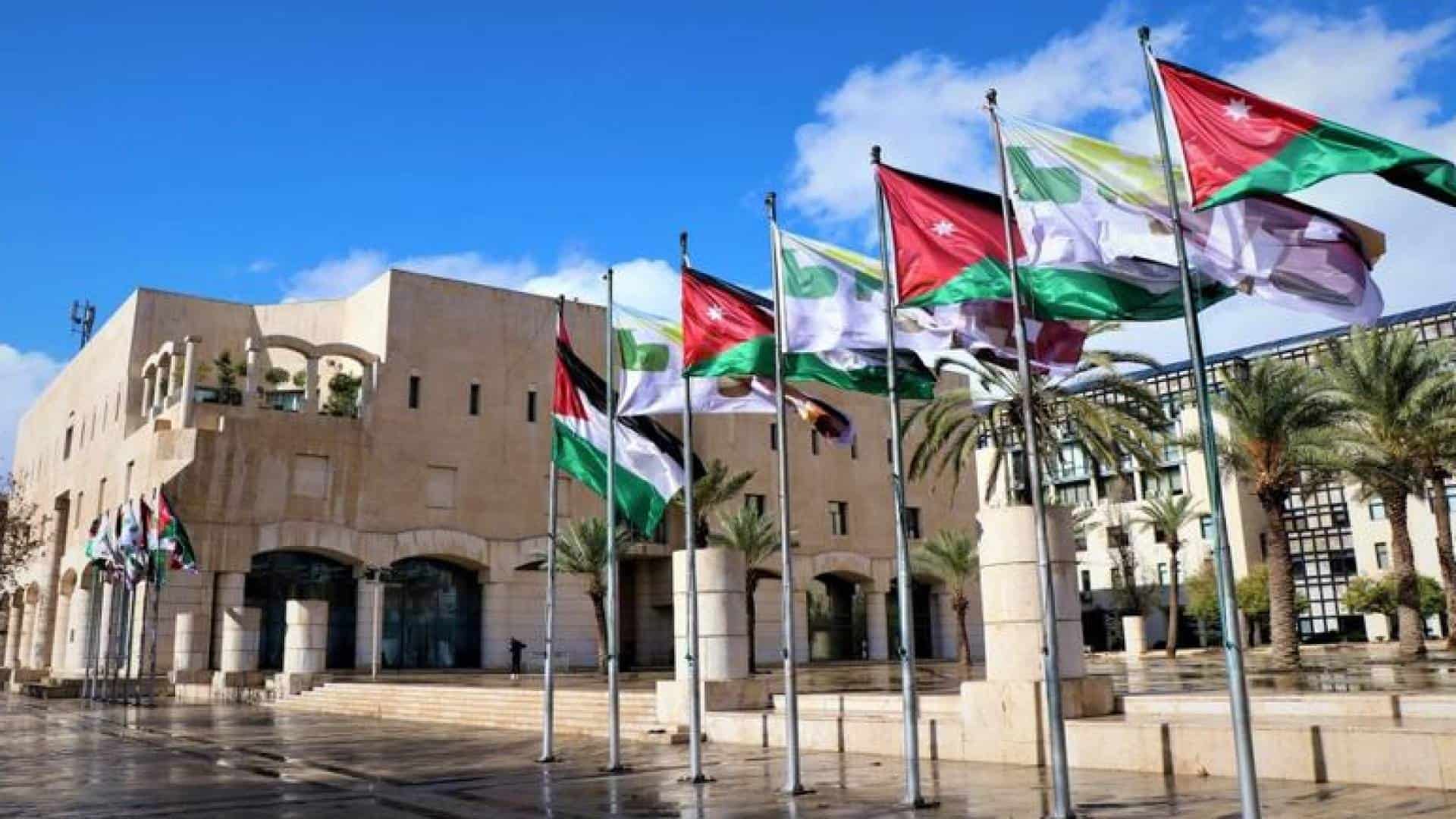 إيقاف مؤقت لخدمات رخص الأبنية في عمان لتطبيق التعديلات الجديدة