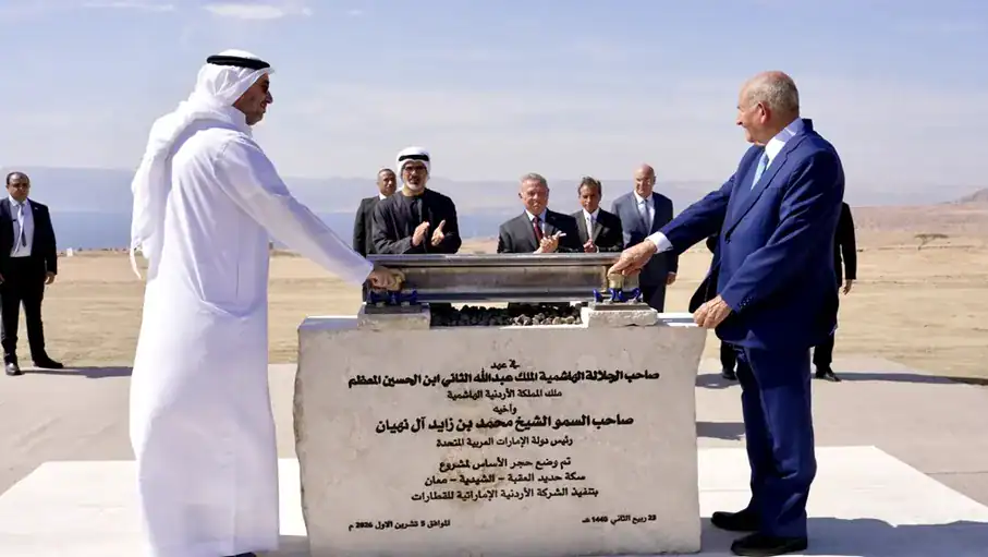 الملك وولي عهد أبوظبي يشهدان وضع حجر أساس سكة حديد العقبة - الشيدية - معان