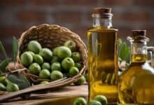 زيت زيتون أردني خلال موسم وصفته وزارة الزراعة بالوفير