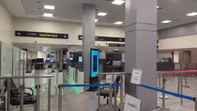 طائرة تابعة لشركة إيركايرو بعد هبوطها في مطار مدينة عمّان