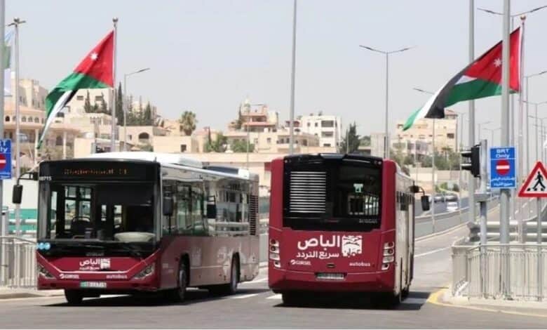 محمد الجدوع المدير التنفيذي للمرور في أمانة عمّان الكبرى خلال حديثه عن مسارات الباص سريع التردد