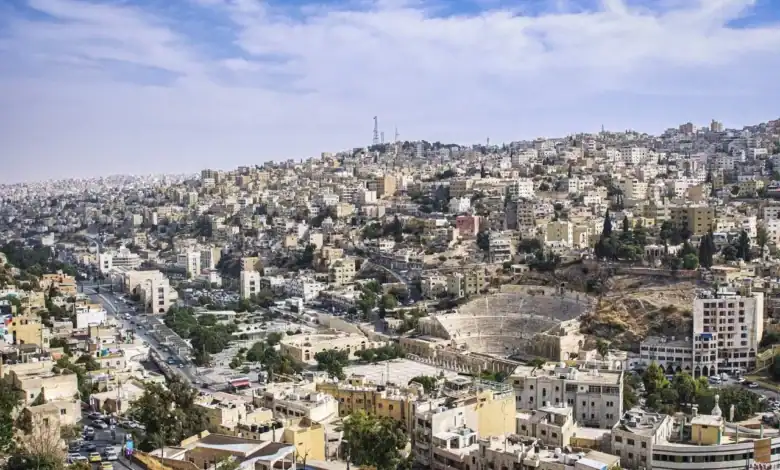 وفد أمانة عمان الكبرى برئاسة سميرة الدحيات خلال مشاركته في منتدى بكين للاستجابة السريعة لشكاوى المواطنين