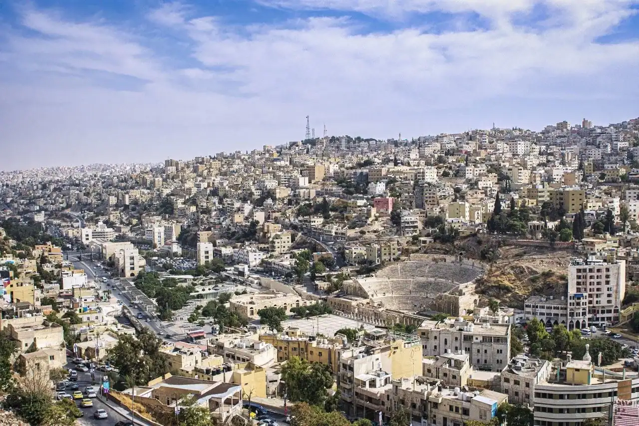 أمانة عمان تشارك في منتدى بكين للاستجابة السريعة لشكاوى المواطنين 1 وفد أمانة عمان الكبرى برئاسة سميرة الدحيات خلال مشاركته في منتدى بكين للاستجابة السريعة لشكاوى المواطنين