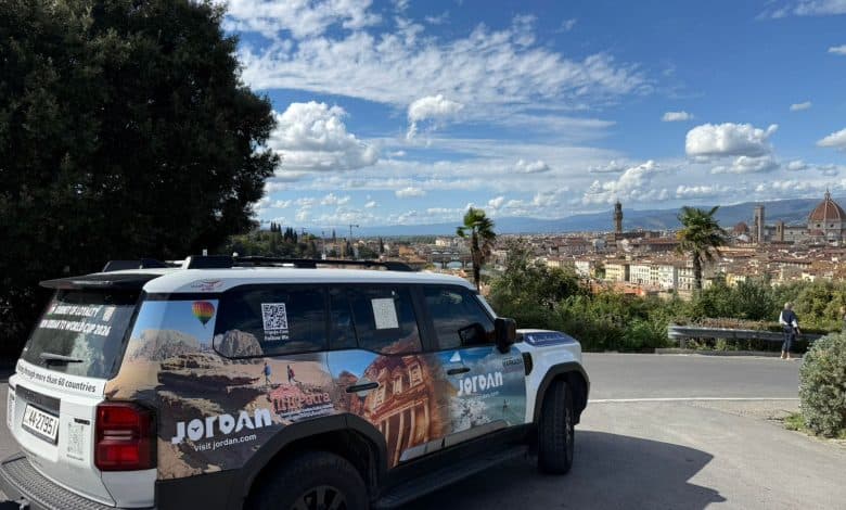 رحالة أردنيون يستغلون التقنيات الرقمية للدعاية السياحية للمملكة