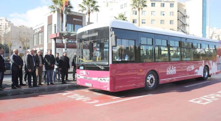 تجهيز 291 حافلة بتقنيات نقل ذكية داخل نطاق أمانة عمان من مجموع 350 مخططة